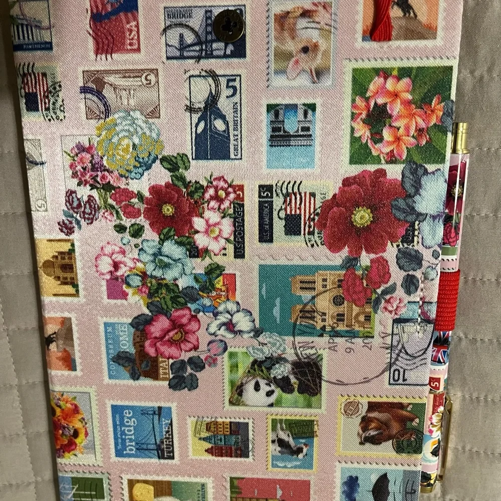 Johnny Was Setai Journal & Pen Set - H45724-6 Never used Silk cover - Picture 3 of 7